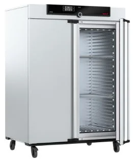 Memmert UN750 universaltorkugn